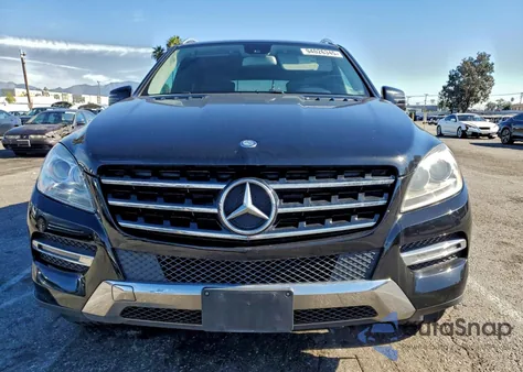 2014 Mercedes-Benz Ml 350 z USA, uszkodzony, nr VIN 4JGDA5JB5EA410639